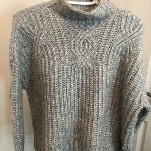 Aerie small grey thick knit medium sweater